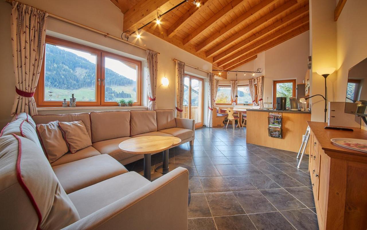 Appartements Hollandia Saalbach-Hinterglemm Exterior photo