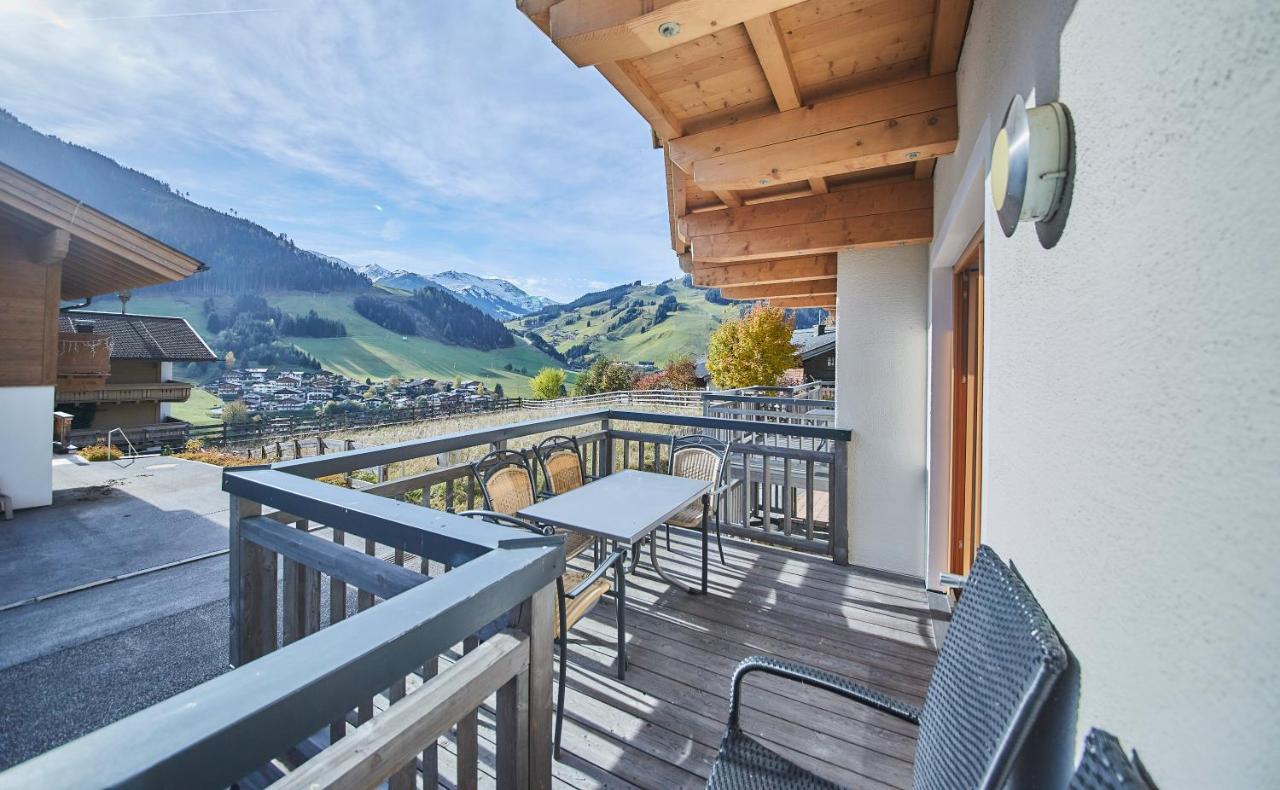 Appartements Hollandia Saalbach-Hinterglemm Exterior photo