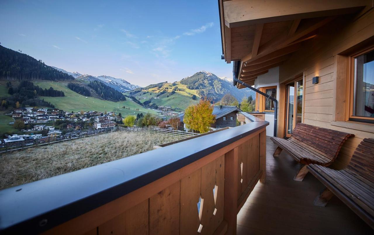 Appartements Hollandia Saalbach-Hinterglemm Exterior photo